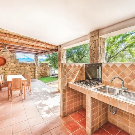 2' - Luxury Piccolo Pevero Villa